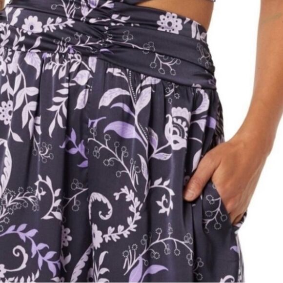 MISA Los Angeles Laya Jumpsuit in Indigo Vines NWT XL $ 365.00 - Picture 6 of 6